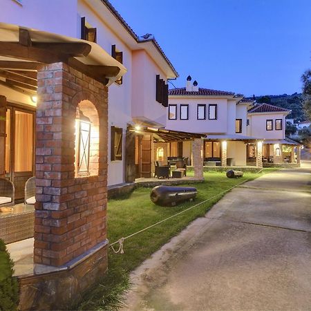 Symmetron Suites Kálamos Dış mekan fotoğraf