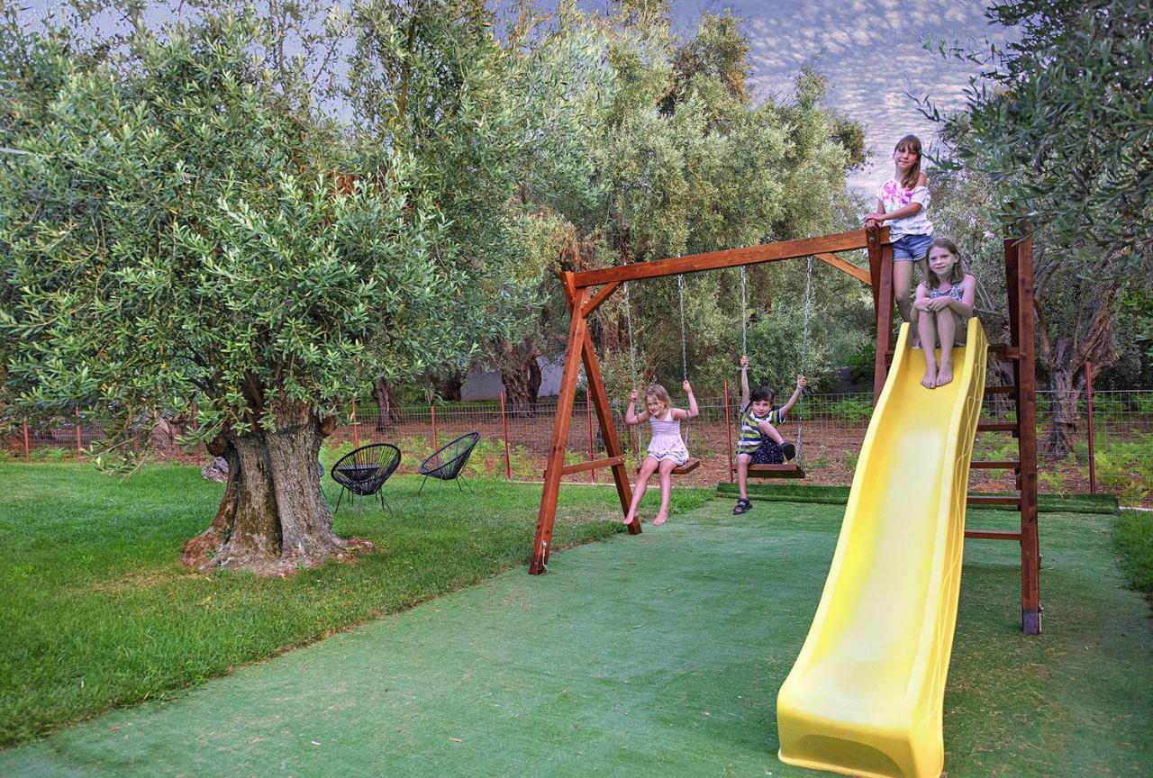 Symmetron Suites Kálamos Dış mekan fotoğraf