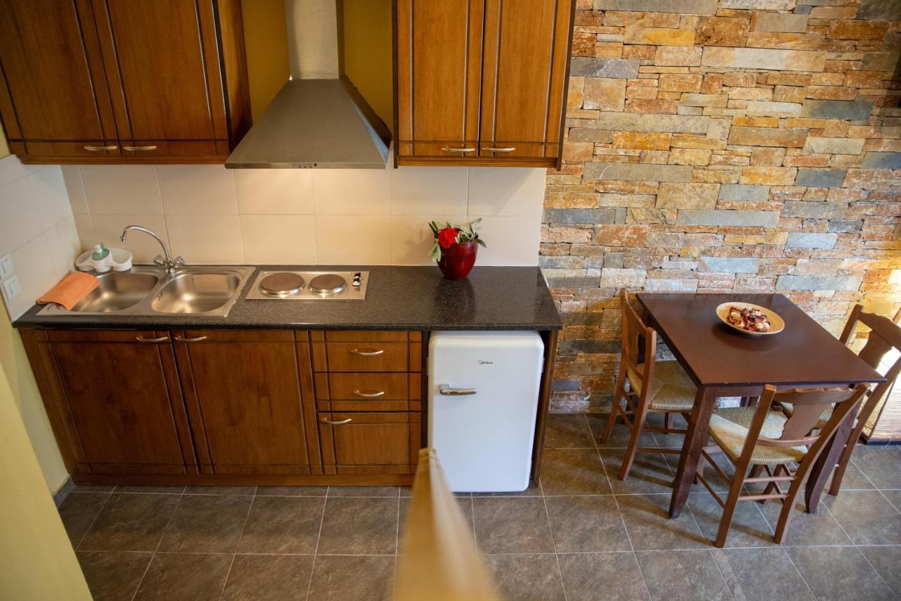 Symmetron Suites Kálamos Dış mekan fotoğraf