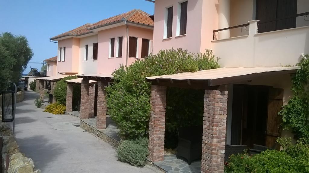 Symmetron Suites Kálamos Dış mekan fotoğraf