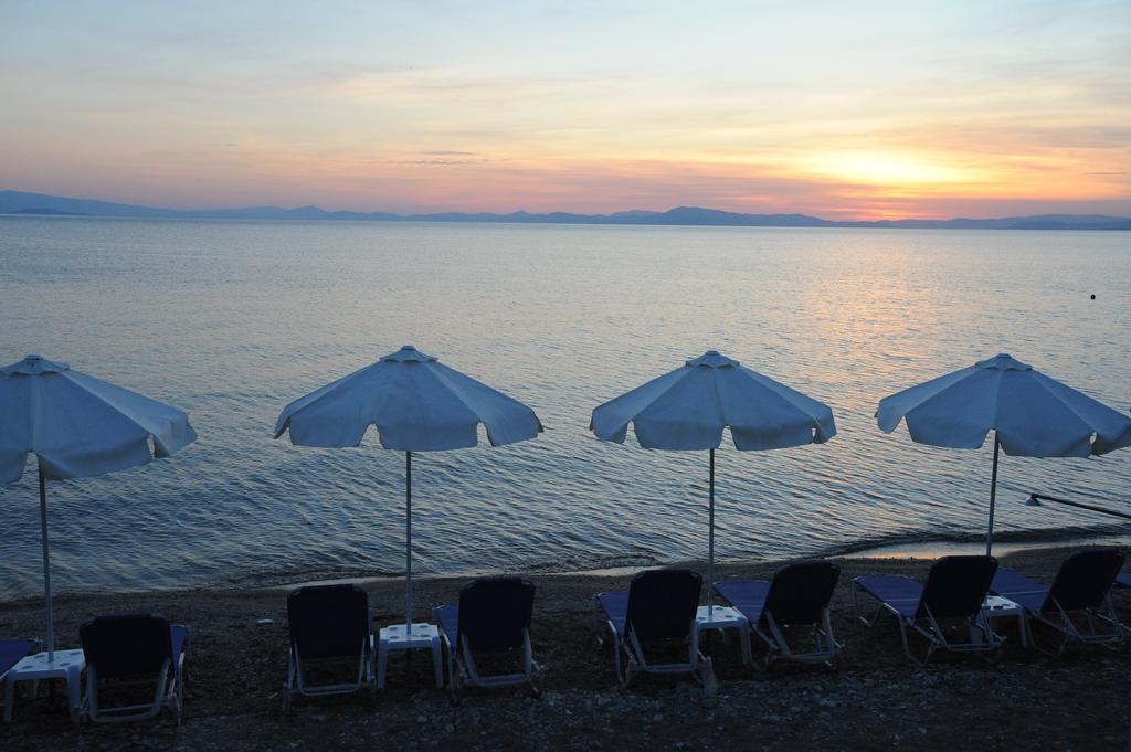 Symmetron Suites Kálamos Dış mekan fotoğraf