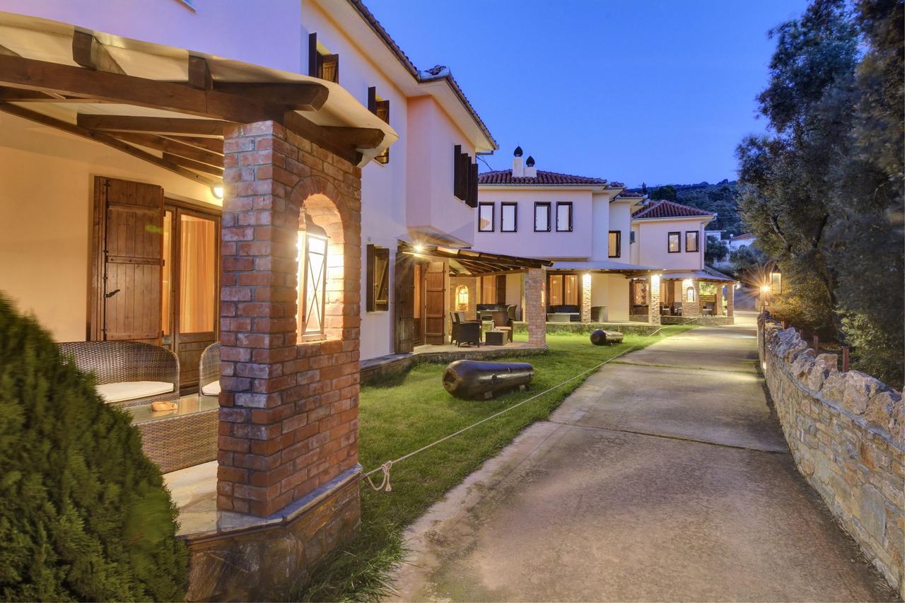 Symmetron Suites Kálamos Dış mekan fotoğraf