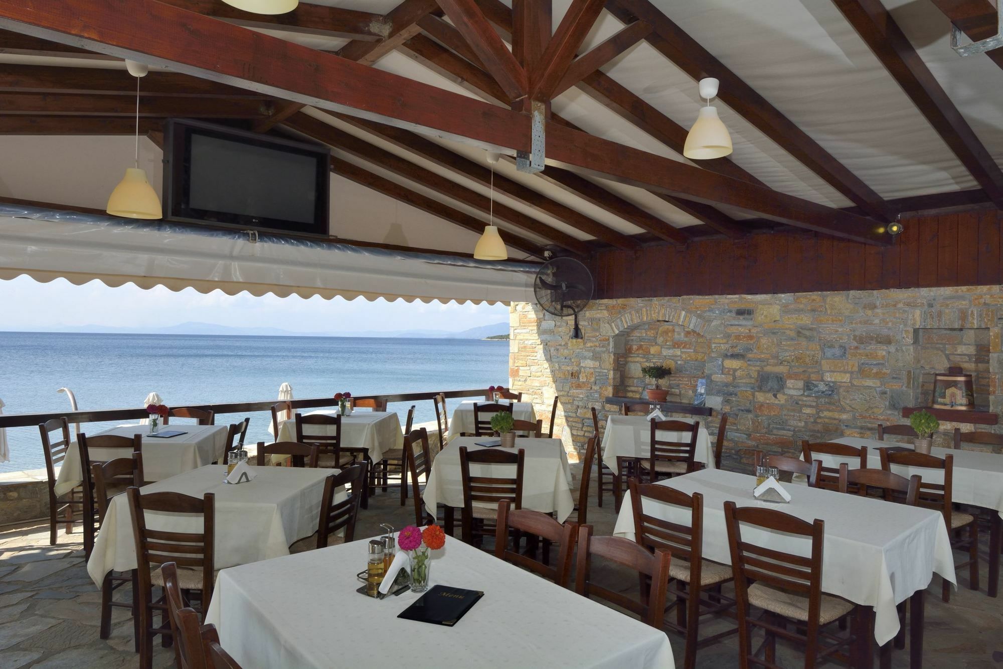 Symmetron Suites Kálamos Dış mekan fotoğraf